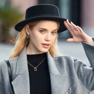 New womens fedora syle fashion hat.